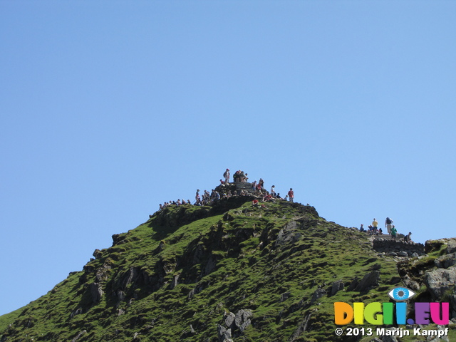 SX28751 Crowd on top of Snowdon